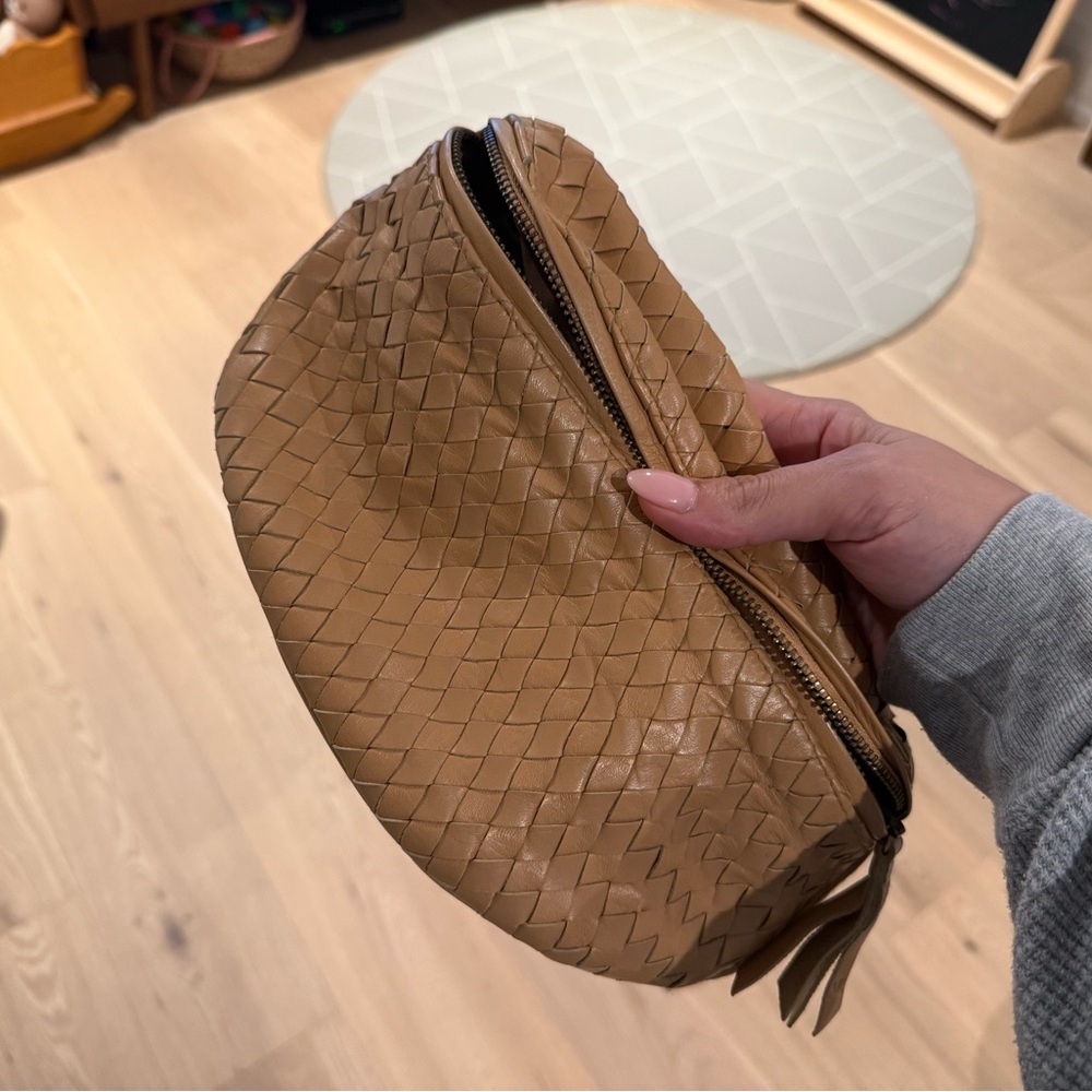 Woven Leather Crossbody Pouch in Camel